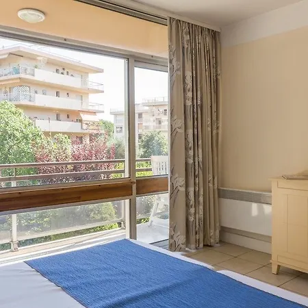 Résidence Héliotel Appartement Saint-Laurent-du-Var